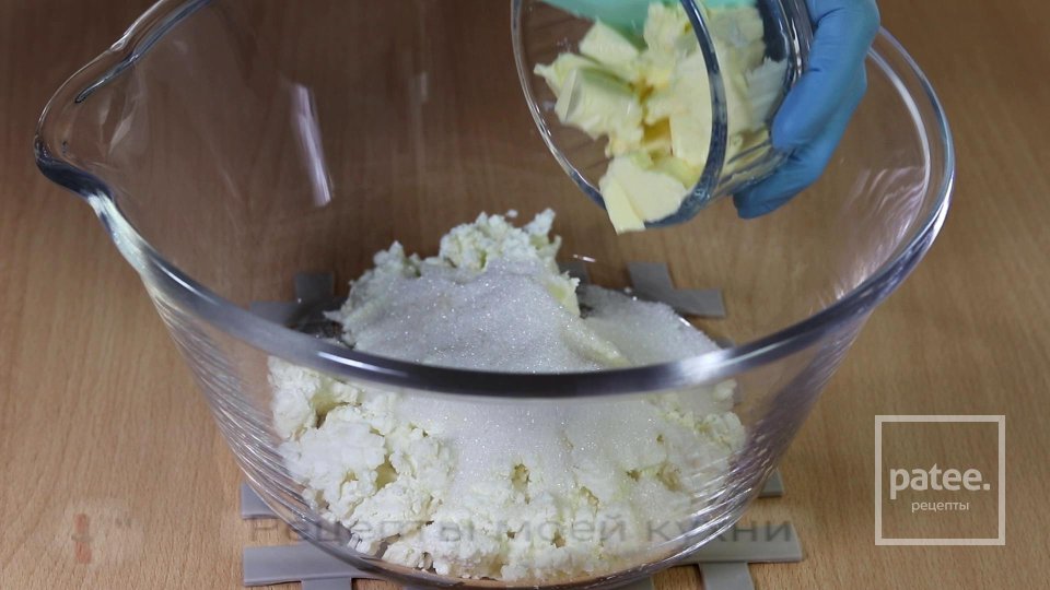 Пирожки с яблоками из творожного теста - Шаг 3