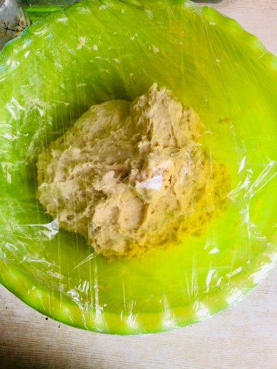 Сдобные булочки с корицей и маком на кефирном тесте) - Шаг 4