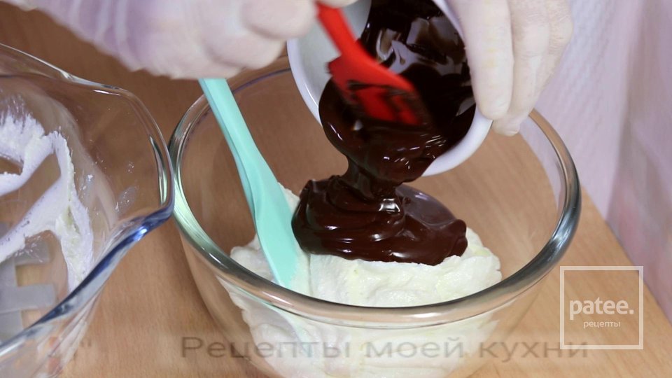 Шоколадный пирог с творогом - Шаг 7