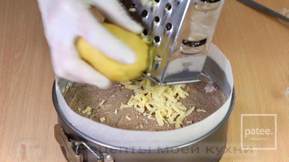 Шоколадный пирог с творогом - Шаг 10