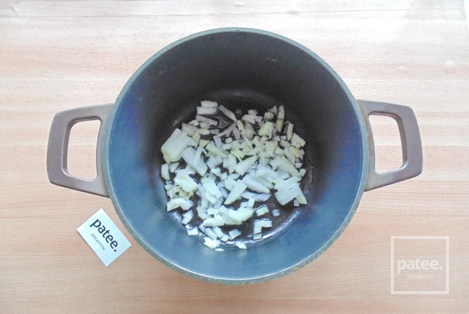 Тушеный картофель с фасолью и грибами - Шаг 2