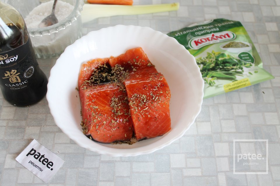 Форель с итальянскими травами и кабачком - Шаг 6