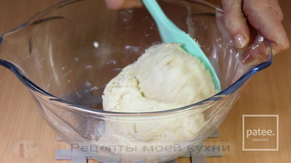 Пирог с картошкой и грибами на кефире - Шаг 4