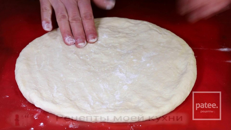 Пирог с картошкой и грибами на кефире - Шаг 7