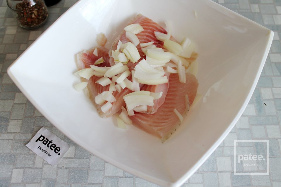 Рыба под овощным маринадом в духовке - Шаг 3