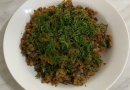 Гречка рассыпчатая с овощами и грибами