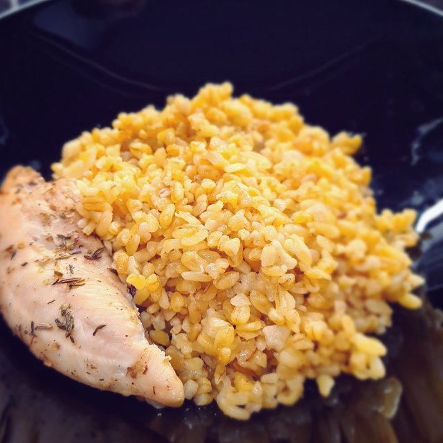Курочка с булгуром