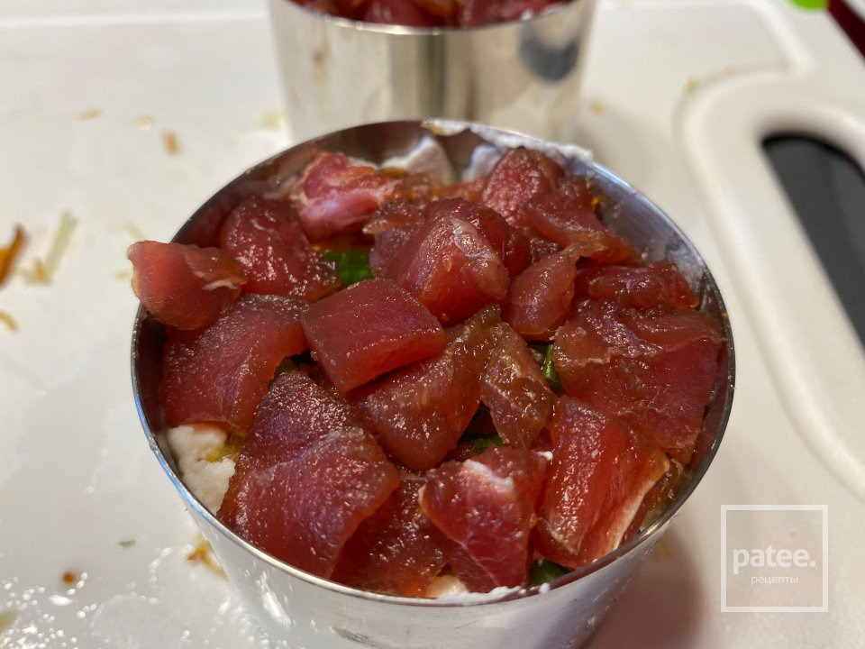 Салат Мимоза из тунца - Шаг 16