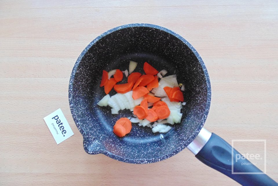 Куриное филе с шампиньонами и картофелем - Шаг 3