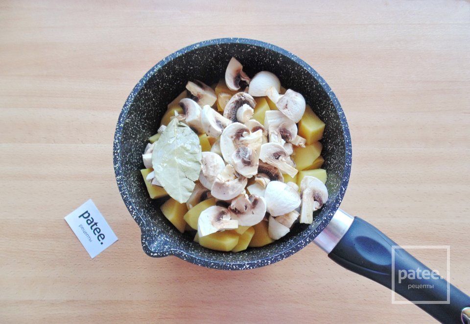 Куриное филе с шампиньонами и картофелем - Шаг 7