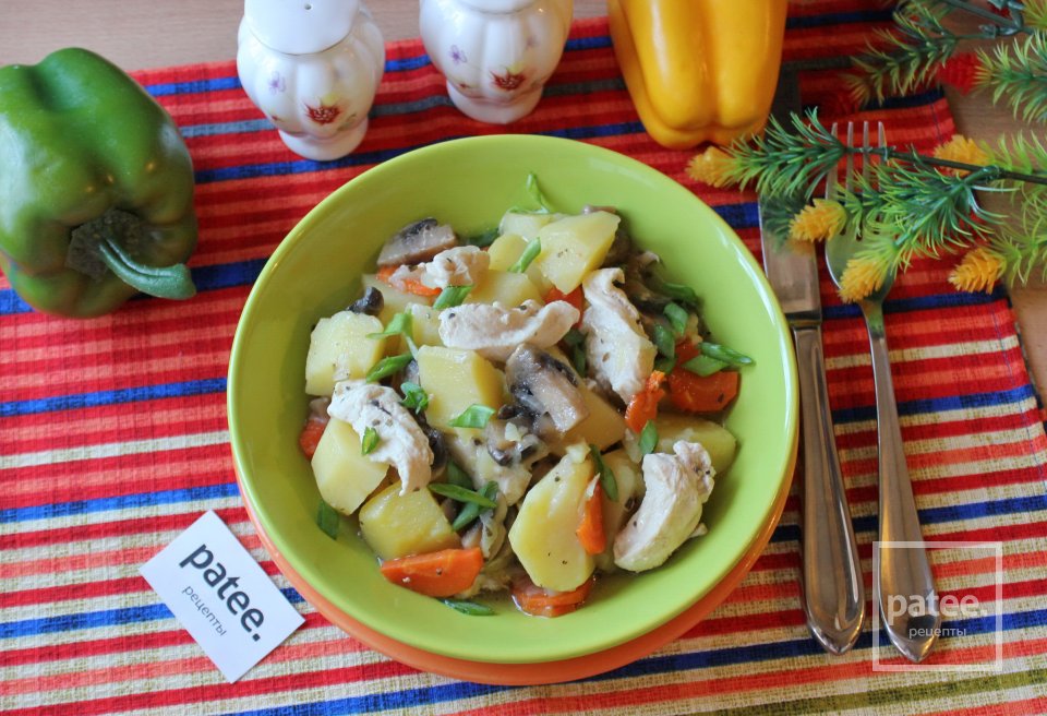Куриное филе с шампиньонами и картофелем - Шаг 11