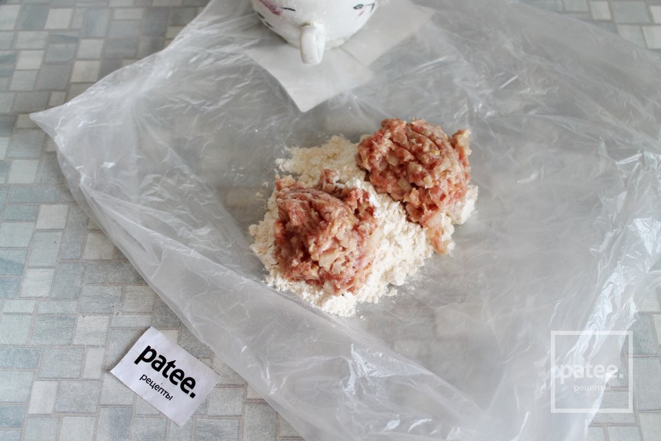 Мясные котлеты с орешками - Шаг 12