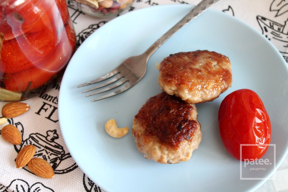 Мясные котлеты с орешками - Шаг 16