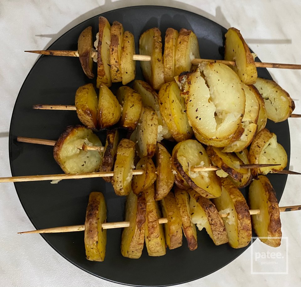 Необычный картофель 🥔 на шпажках - Шаг 6