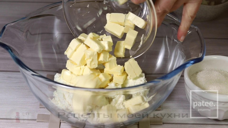 Творожные кексы с орехами на скорую руку - Шаг 2