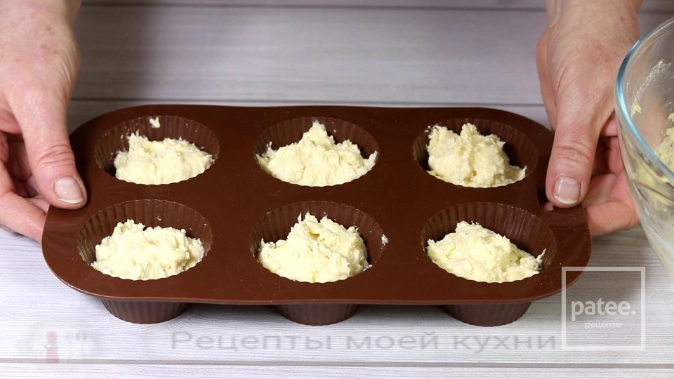 Творожные кексы с орехами на скорую руку - Шаг 5