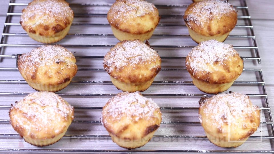 Творожные кексы с орехами на скорую руку - Шаг 7