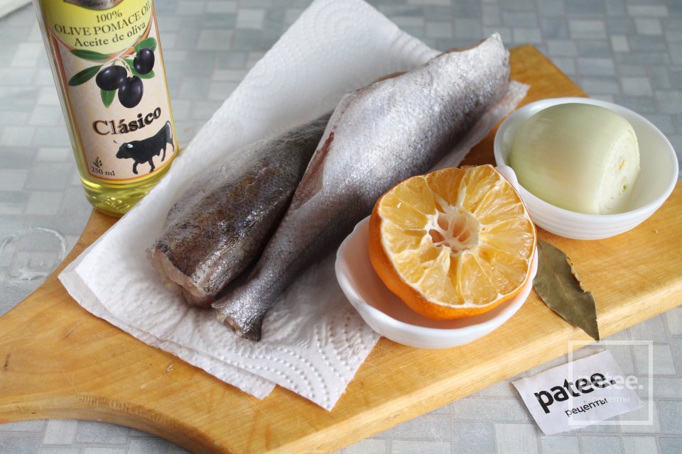 Хек по-домашнему на сковороде - Шаг 1