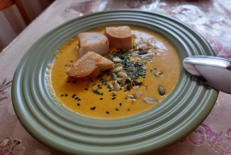 Диньовий суп-крем