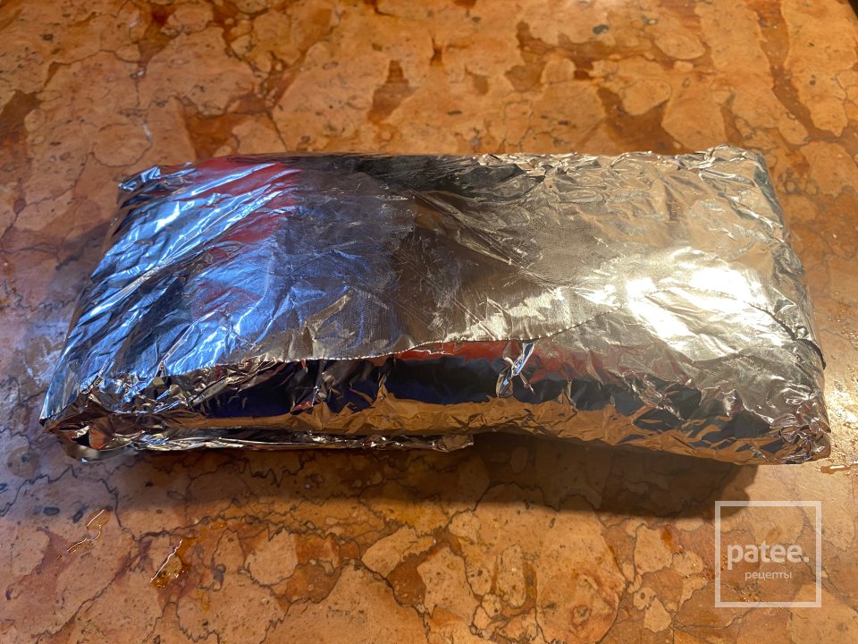 Рулет из свиных ушей с фунчозой - Шаг 11