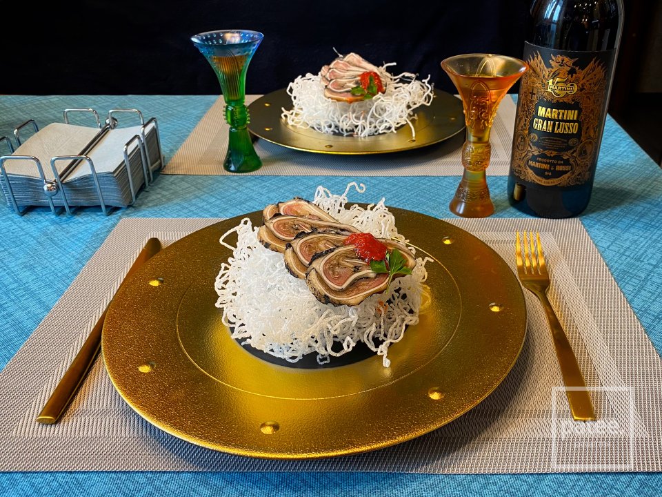 Рулет из свиных ушей с фунчозой - Шаг 14