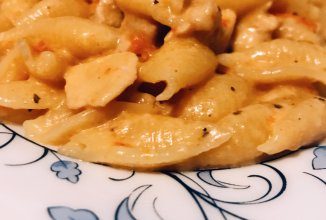 Паста с курицей и Черри в сливках