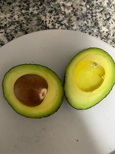 Тост с авокадо и яйцом - Шаг 4