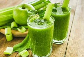 Смузи Яблоко + огурец + сельдерей.