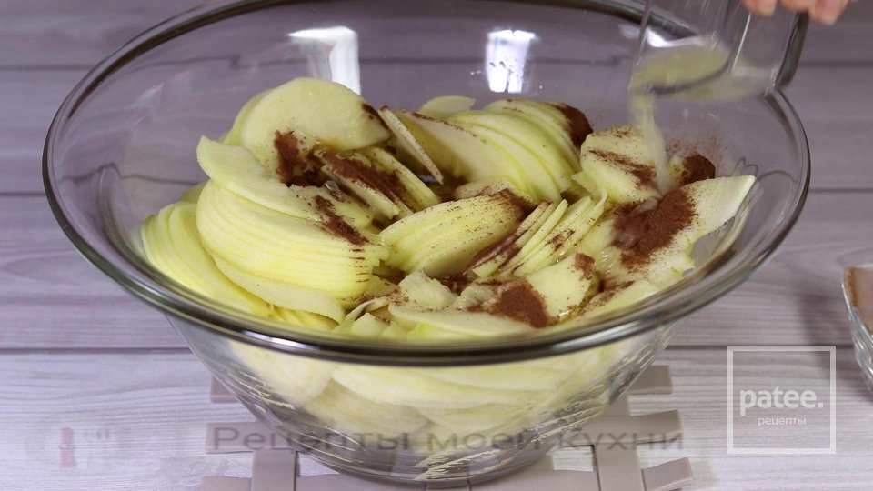 Сливочный пирог с яблоками - Шаг 7