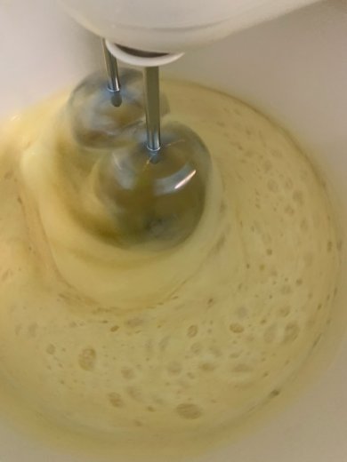 Бисквитный творожный пирог с изюмом - Шаг 2