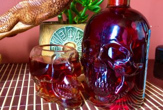 Сливовый ликёр.