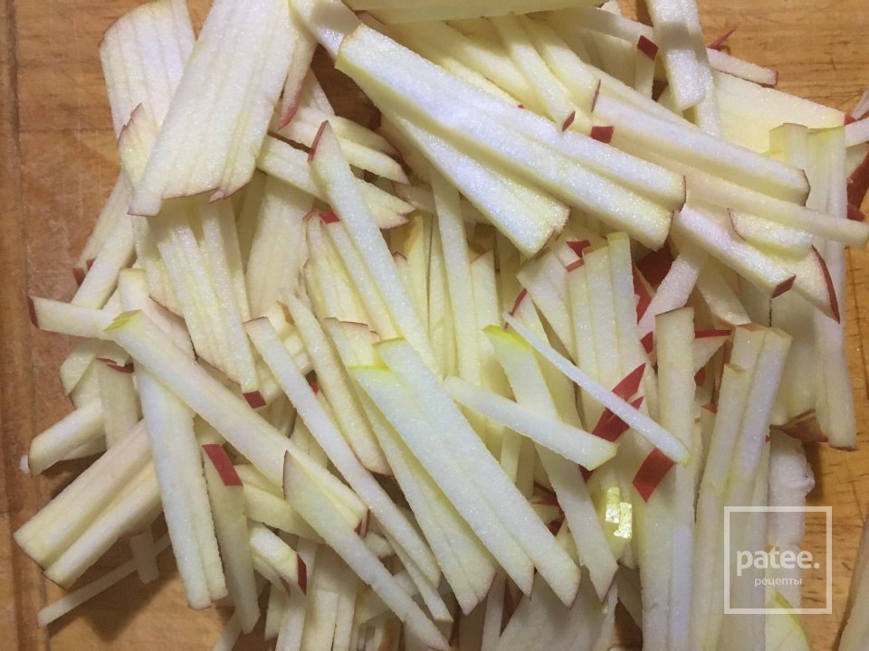 Салат с дайконом и копчёной курицей. - Шаг 3