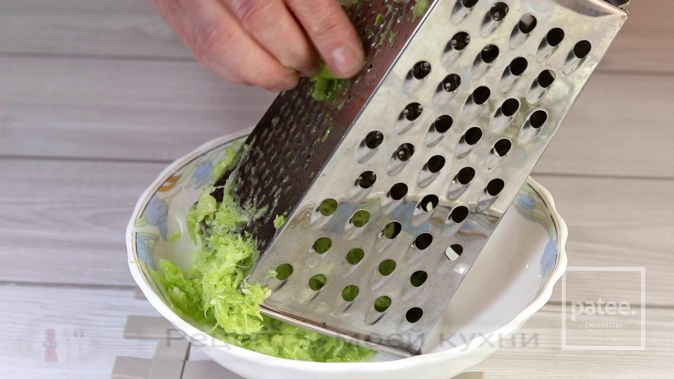 Куриные котлеты с кабачком - Шаг 3