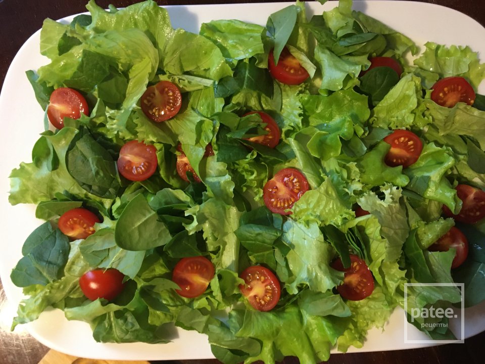 Салат с жареным сыром и мандаринами. - Шаг 2