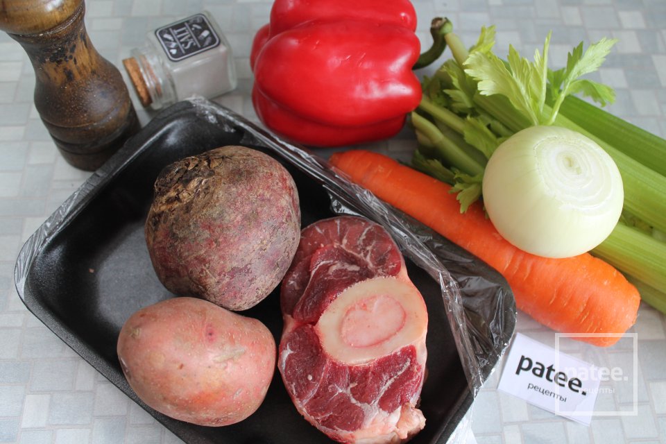 Борщ с говядиной на косточке и сельдереем - Шаг 1