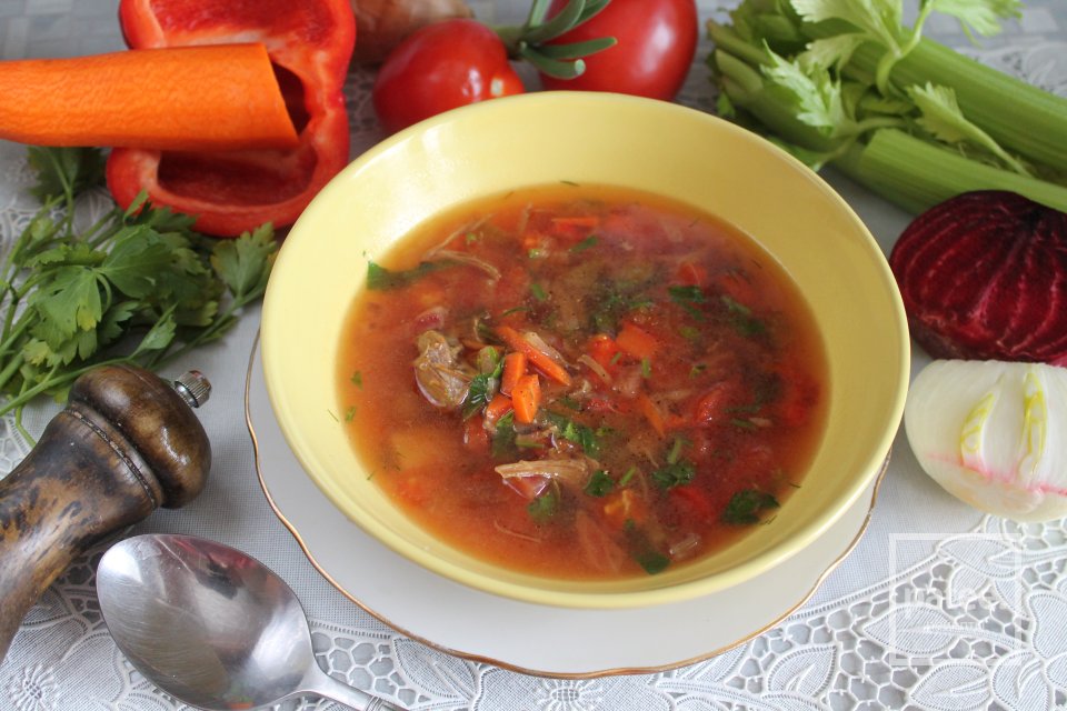 Борщ с говядиной на косточке и сельдереем - Шаг 20