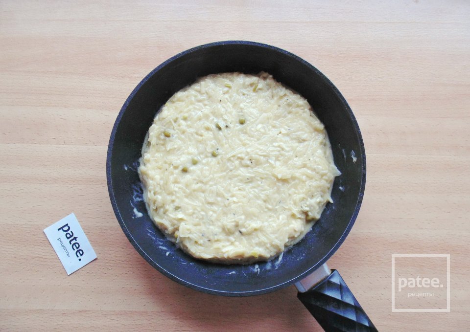 Запеканка из капусты с сыром на сковороде - Шаг 11