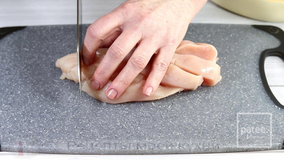 Куриное филе в сливочном соусе - Шаг 2