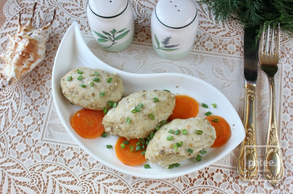 Котлеты из толстолобика тушеные - Шаг 13