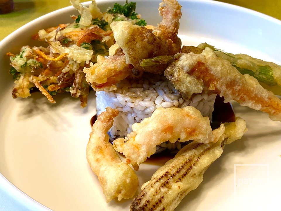 Креветки и крабы в темпуре с овощами - Шаг 16