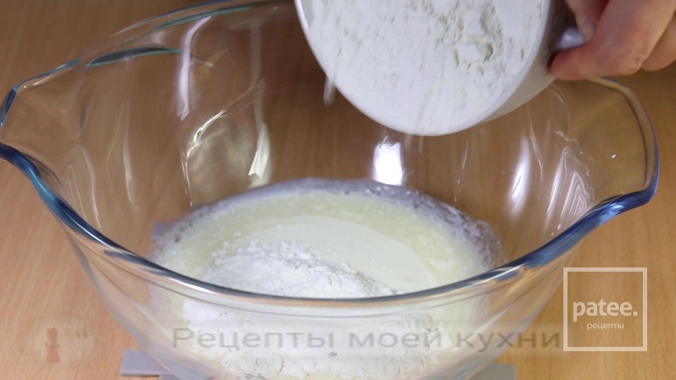 Пирог на кефире с картофелем и сыром - Шаг 4