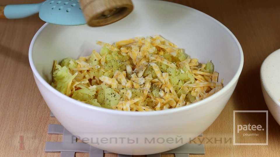 Пирог на кефире с картофелем и сыром - Шаг 6