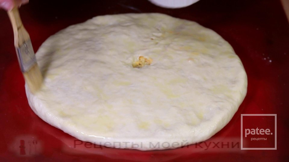 Пирог на кефире с картофелем и сыром - Шаг 10