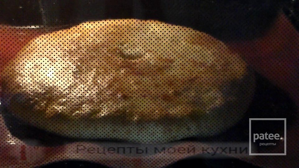 Пирог на кефире с картофелем и сыром - Шаг 11