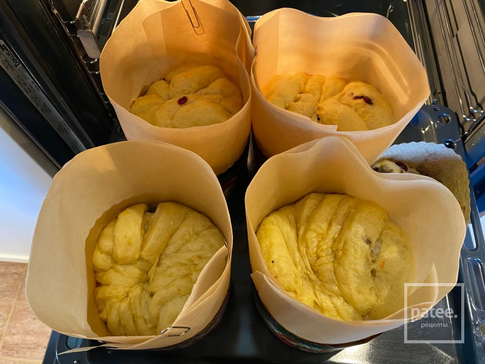 Кулич с цветами и фруктовой икрой - Шаг 7