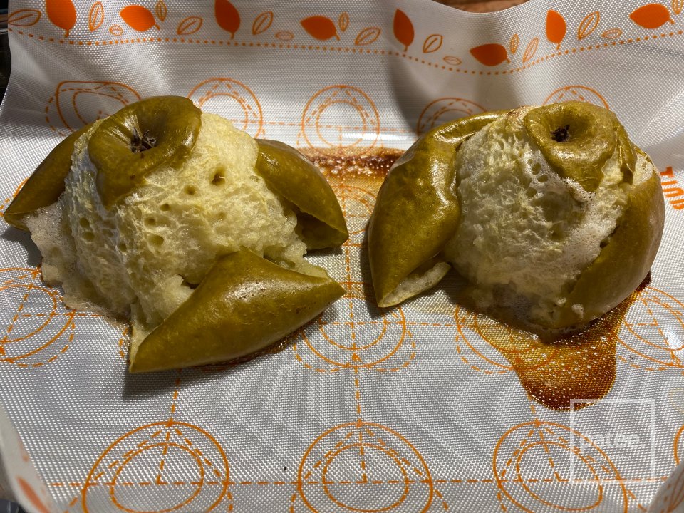 Жареная Утиная грудка с яблочными сливками - Шаг 7