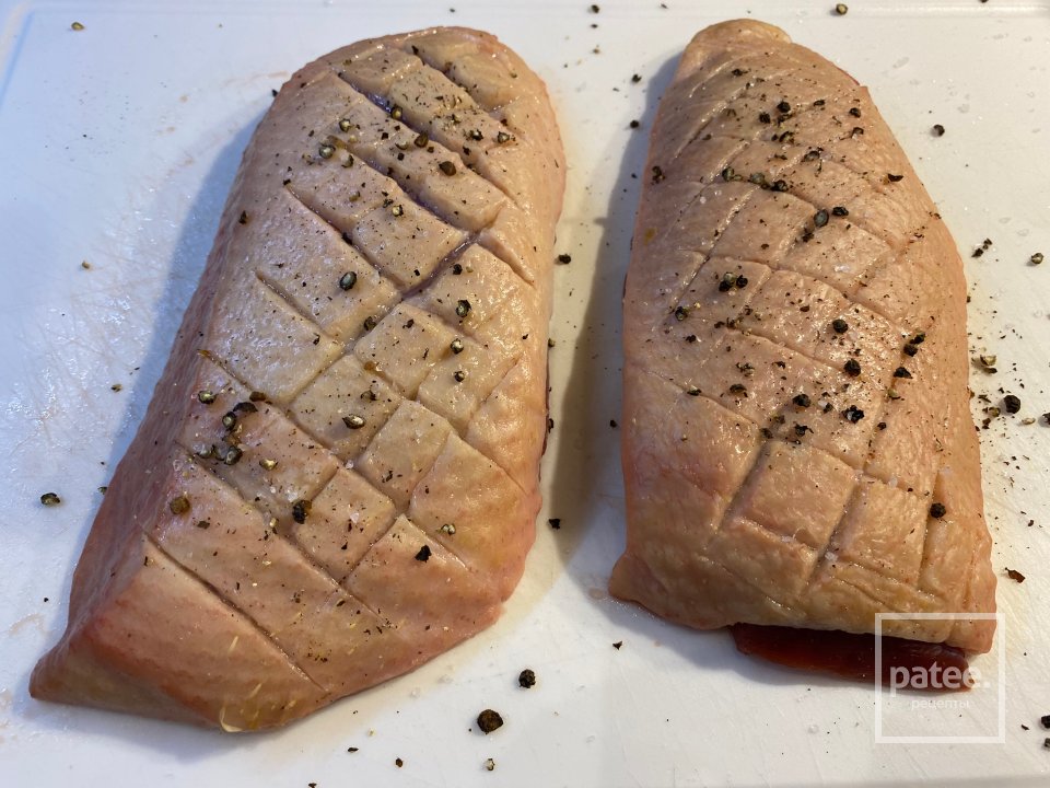 Жареная Утиная грудка с яблочными сливками - Шаг 10