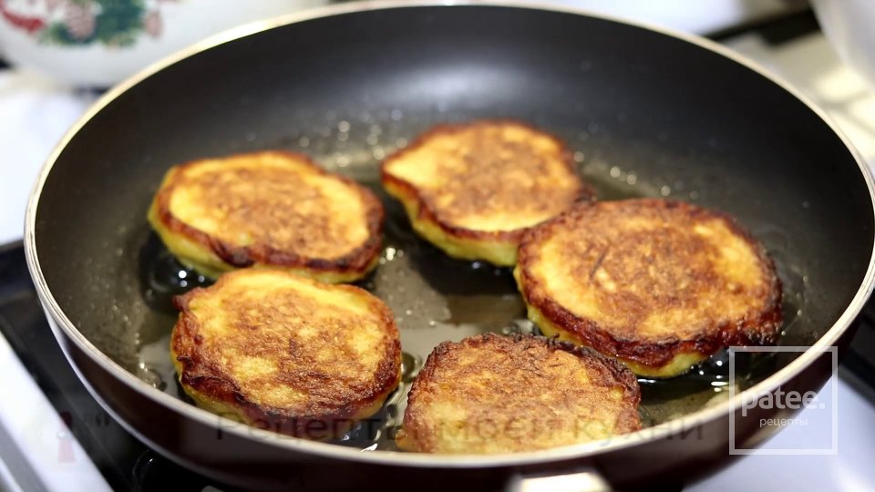 Оладьи из тыквы и яблок - Шаг 10