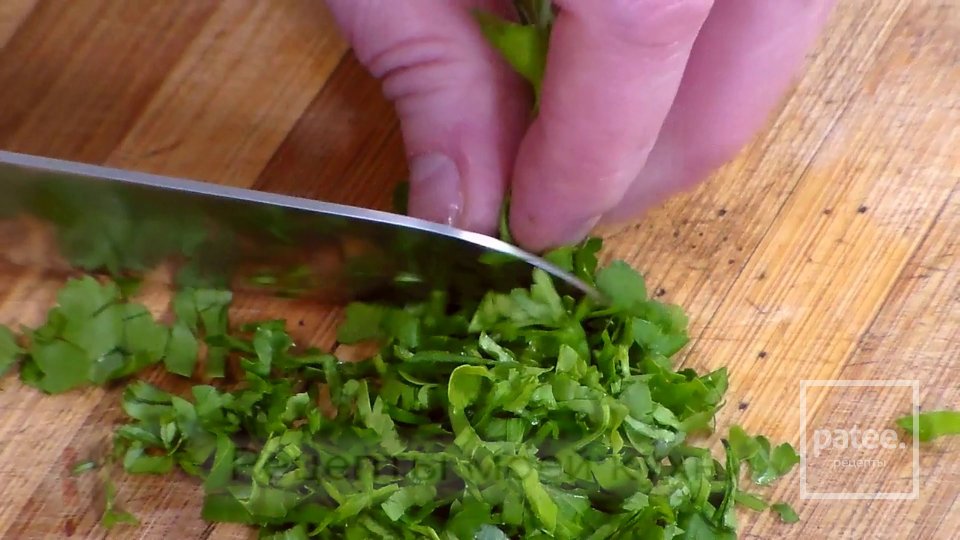 Заливной пирог с курицей и грибами - Шаг 3