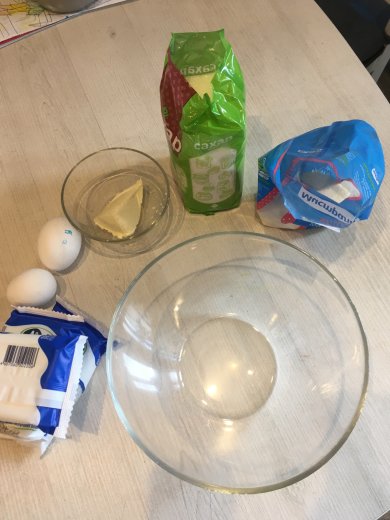 Запеканка с изюмом - Шаг 1